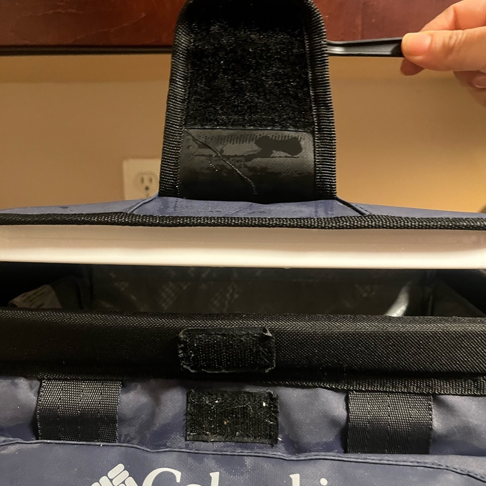 Columbia PFG Navy and Black Cooler Bag - Picture 7 of 16